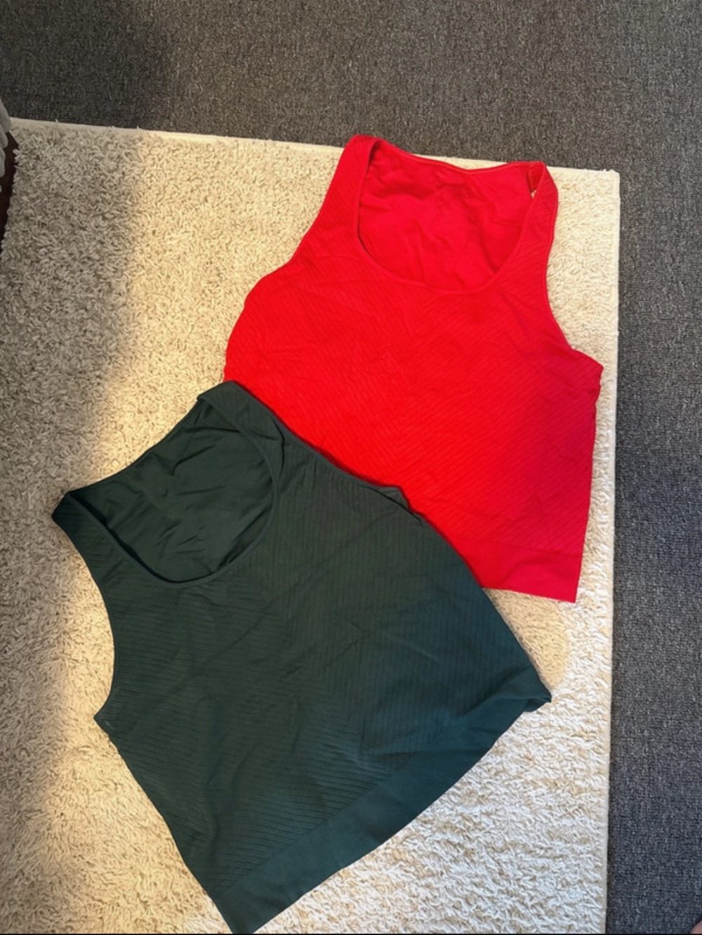 DSG Ribbed Crop Tank Tops in Red & Dark Green
